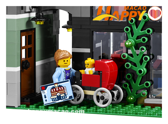 Lego_Modular_Building_Assembly_Square_4